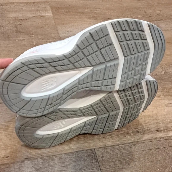 New Balance 608 White with Pink Accents - Picture 9 of 15